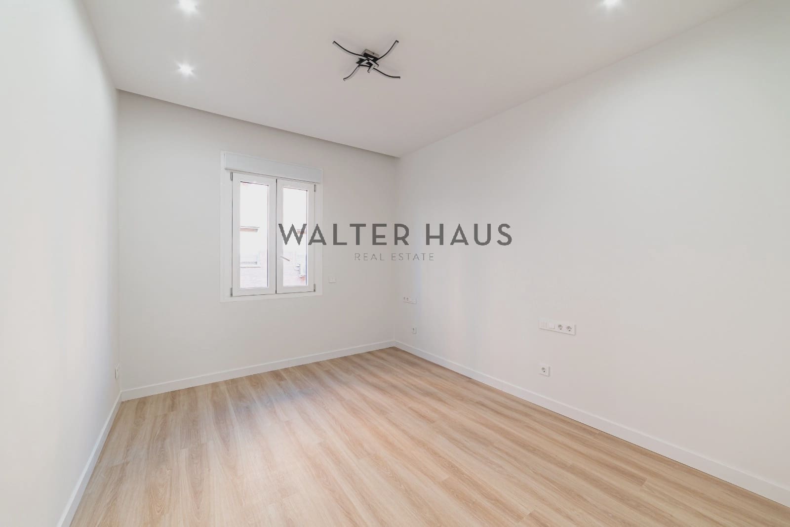 4 Zimmer Wohnung zu vermieten in Madrid Stadt - 4.200 € (Ref: 9914846)