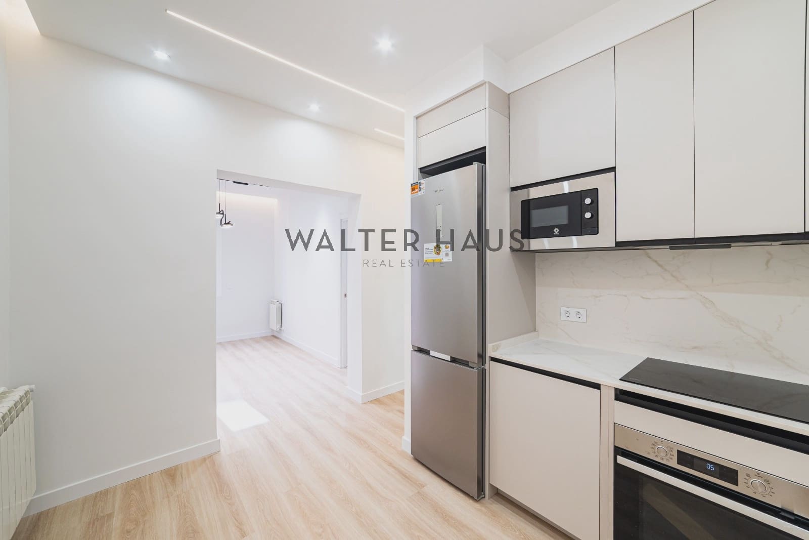 4 Zimmer Wohnung zu vermieten in Madrid Stadt - 4.200 € (Ref: 9914846)