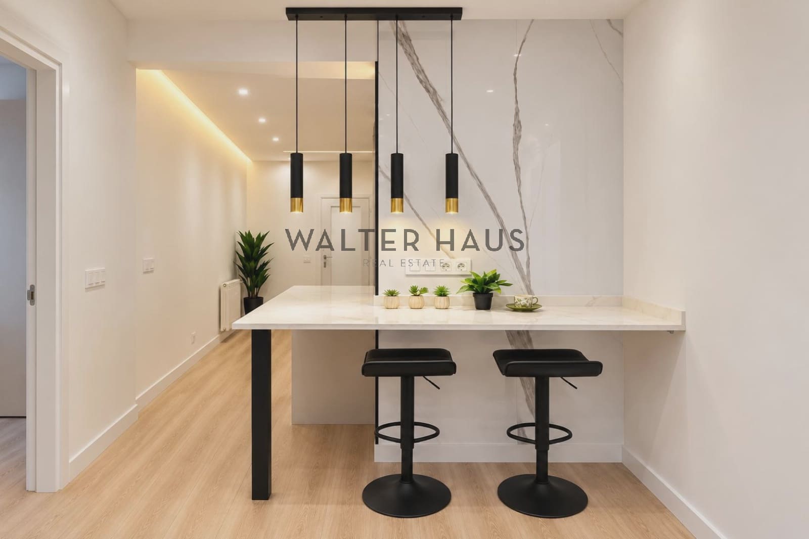 Appartement de 4 chambres à louer à Madrid ville - 3 600 € (Ref: 9914846)