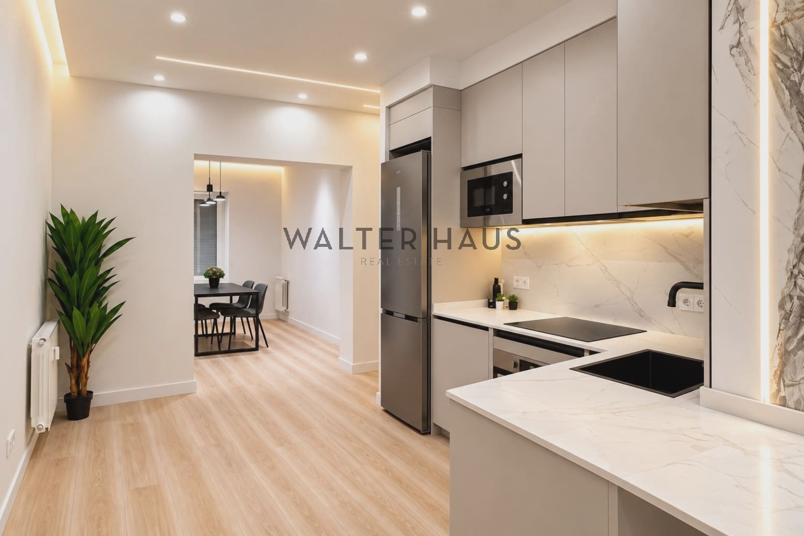 Appartement de 4 chambres à louer à Madrid ville - 3 600 € (Ref: 9914846)