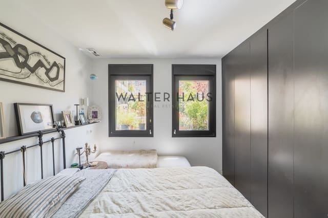 2 bedroom Flat for sale in Pueblo Nuevo, Madrid city - € 600,000 (Ref: 9915089)