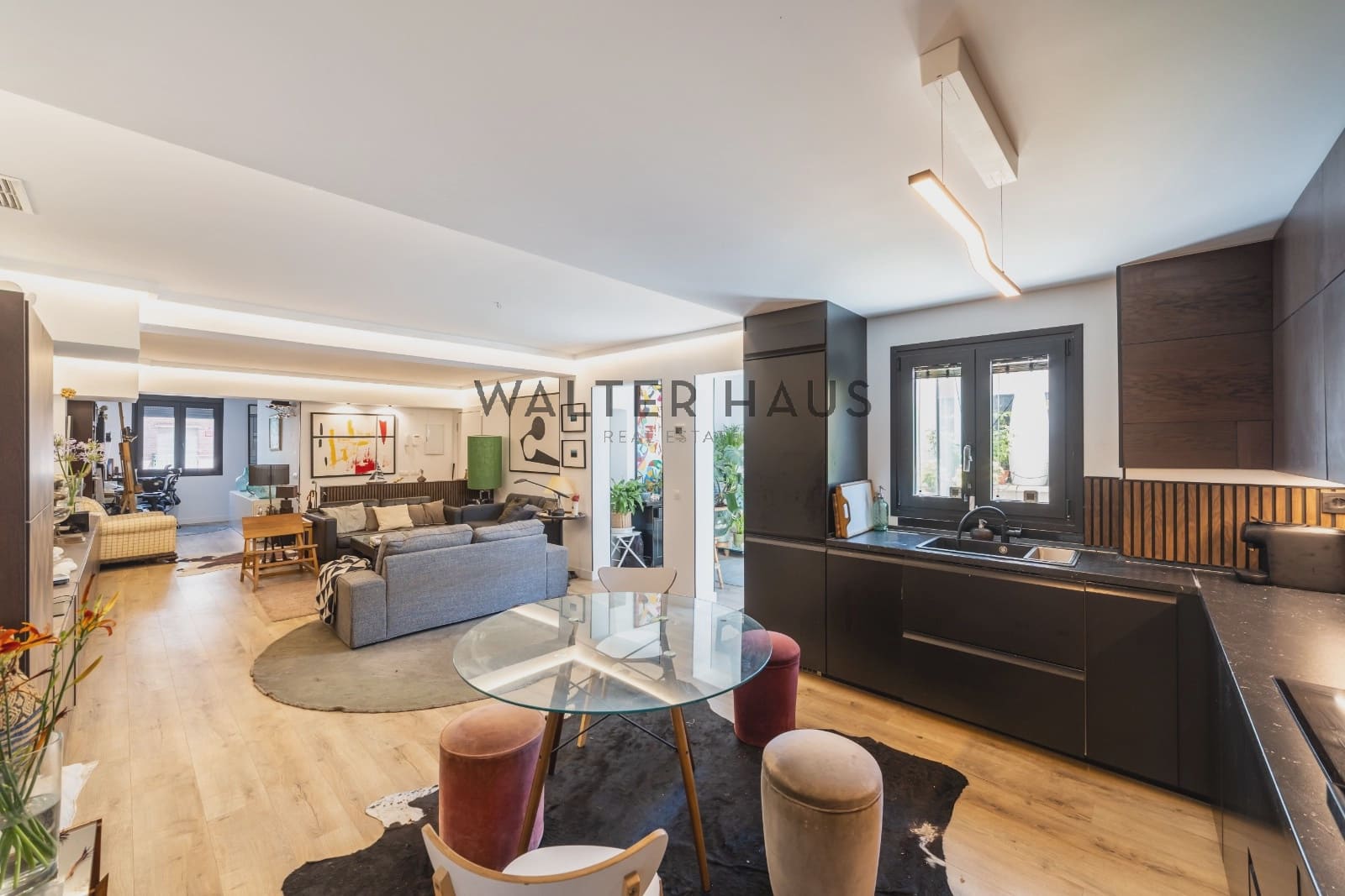 2 bedroom Flat for sale in Madrid city - € 600,000 (Ref: 9915089)