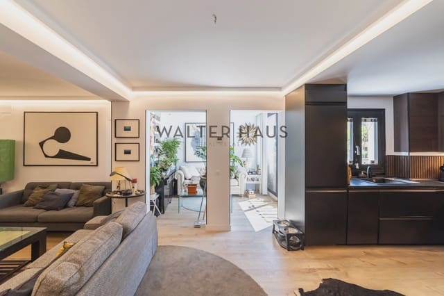 2 bedroom Flat for sale in Pueblo Nuevo, Madrid city - € 600,000 (Ref: 9915089)