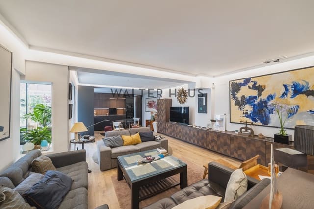 2 bedroom Flat for sale in Pueblo Nuevo, Madrid city - € 600,000 (Ref: 9915089)