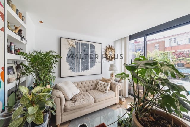 2 bedroom Flat for sale in Pueblo Nuevo, Madrid city - € 600,000 (Ref: 9915089)