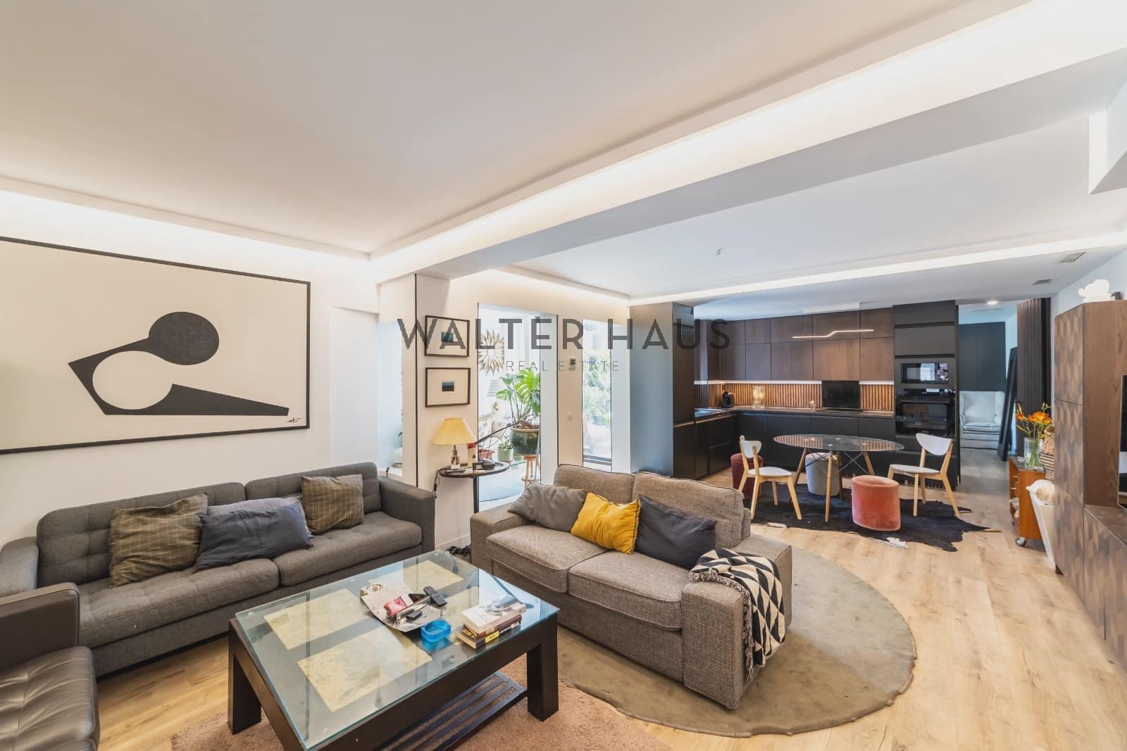 2 bedroom Flat for sale in Madrid city - € 600,000 (Ref: 9915089)