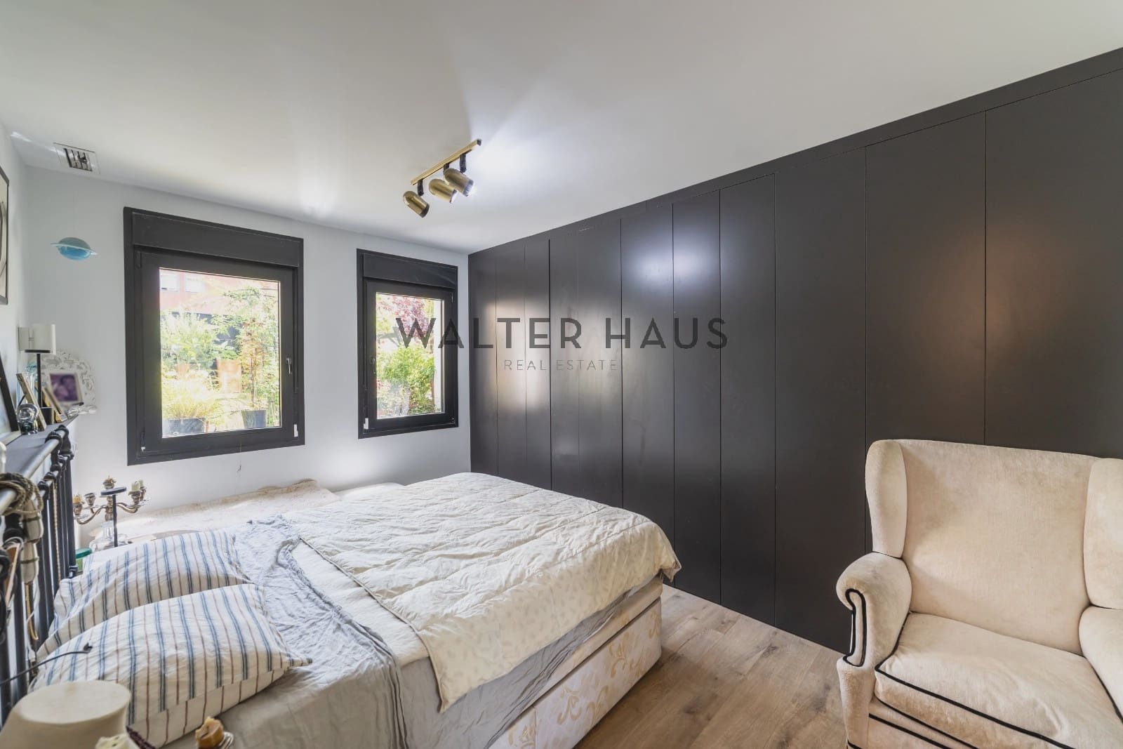 2 bedroom Flat for sale in Madrid city - € 600,000 (Ref: 9915089)