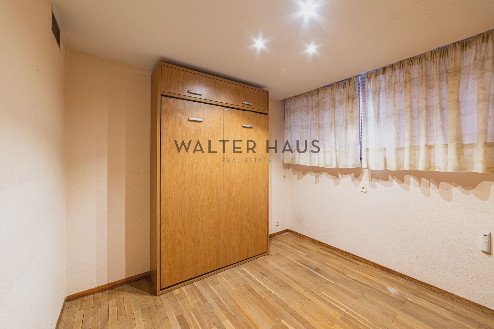3 slaapkamer Flat te koop in Madrid stad - € 2.400.000 (Ref: 9918794)