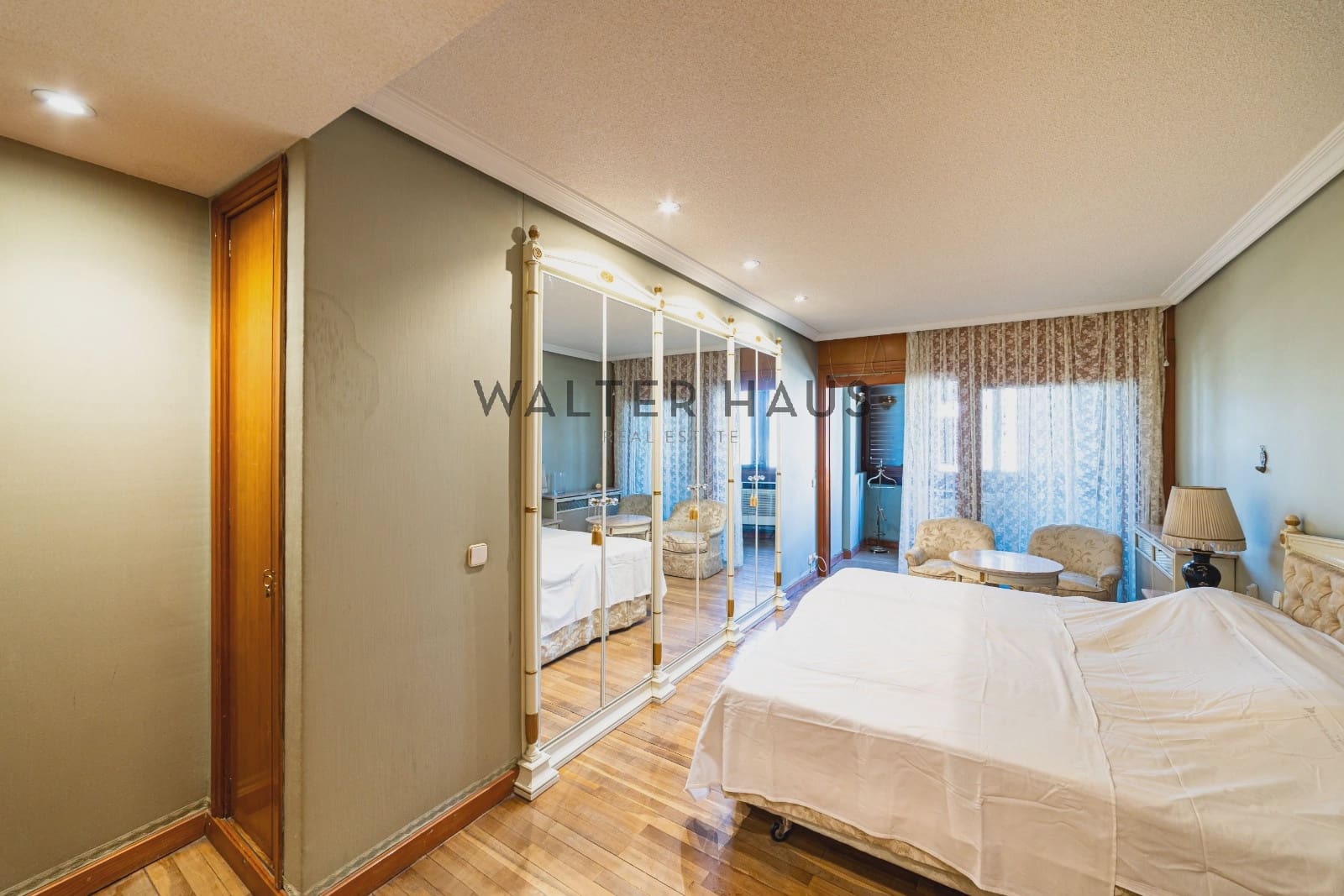 3 slaapkamer Flat te koop in Madrid stad - € 2.400.000 (Ref: 9918794)