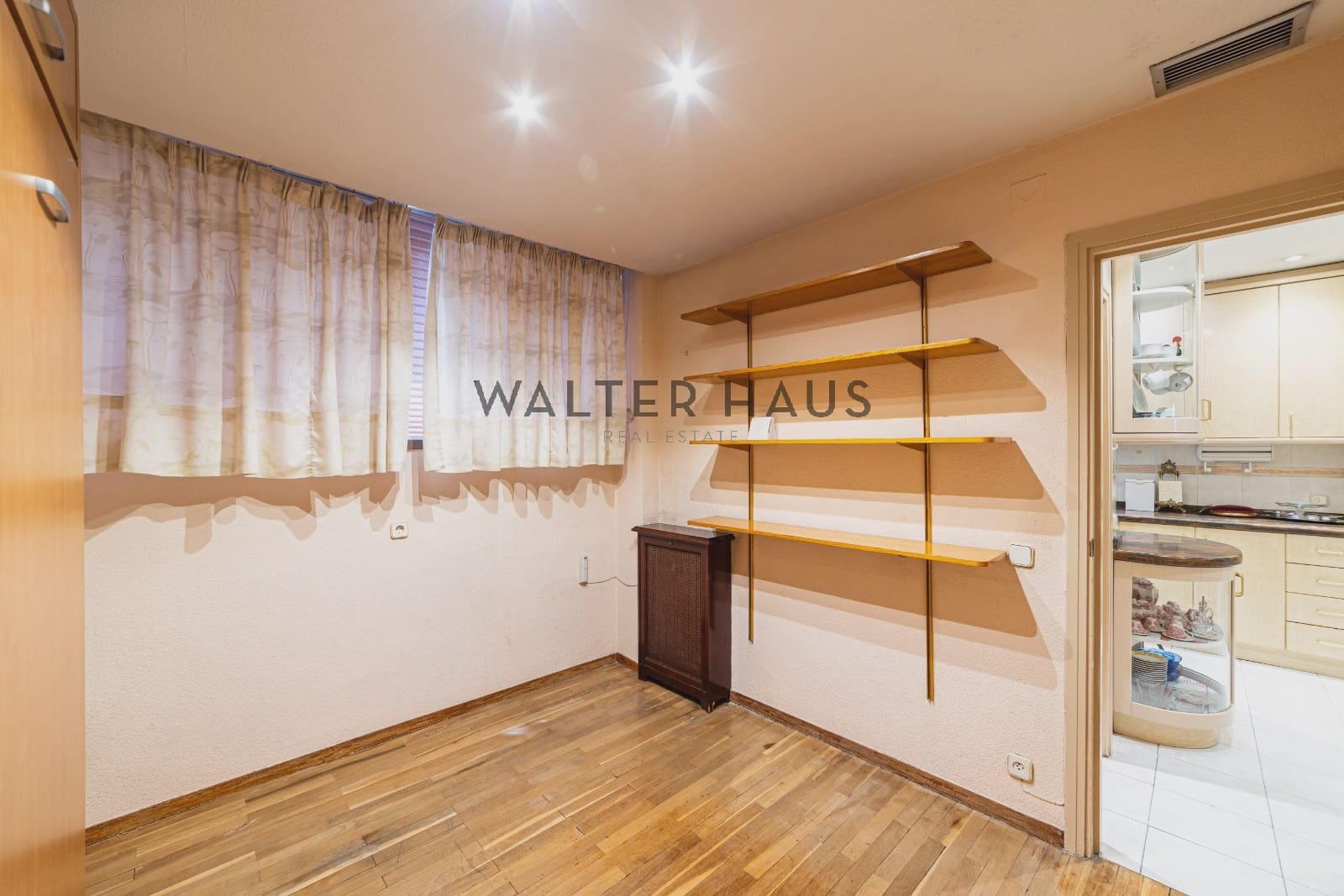 3 slaapkamer Flat te koop in Madrid stad - € 2.400.000 (Ref: 9918794)