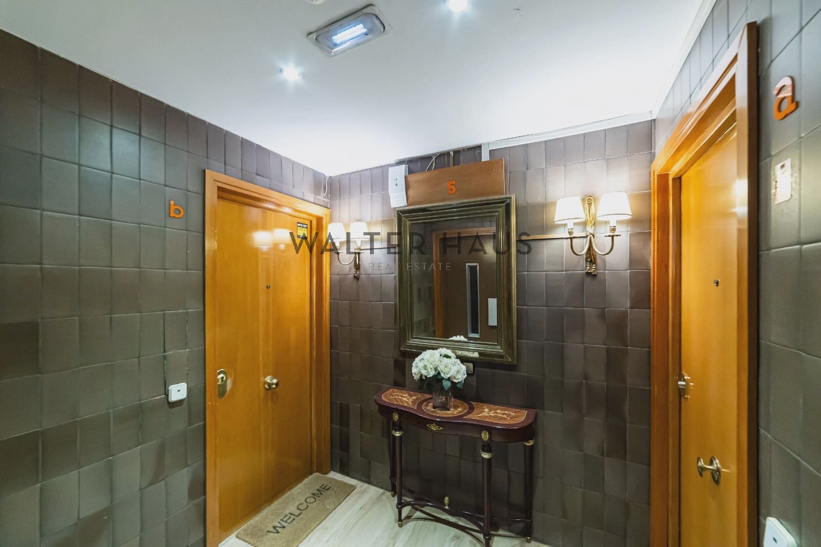 3 slaapkamer Flat te koop in Madrid stad - € 2.400.000 (Ref: 9918794)