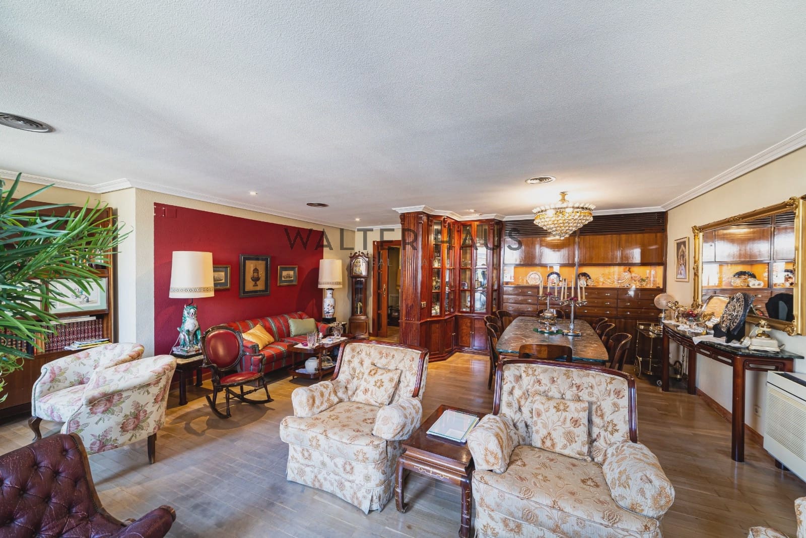 3 slaapkamer Flat te koop in Madrid stad - € 2.400.000 (Ref: 9918794)