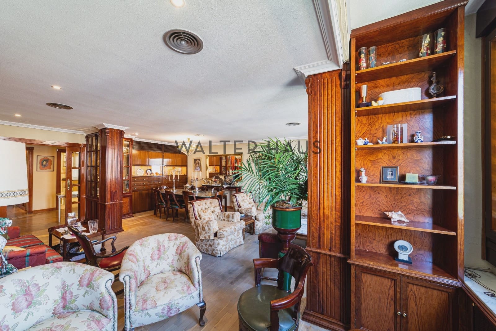 3 slaapkamer Flat te koop in Madrid stad - € 2.400.000 (Ref: 9918794)