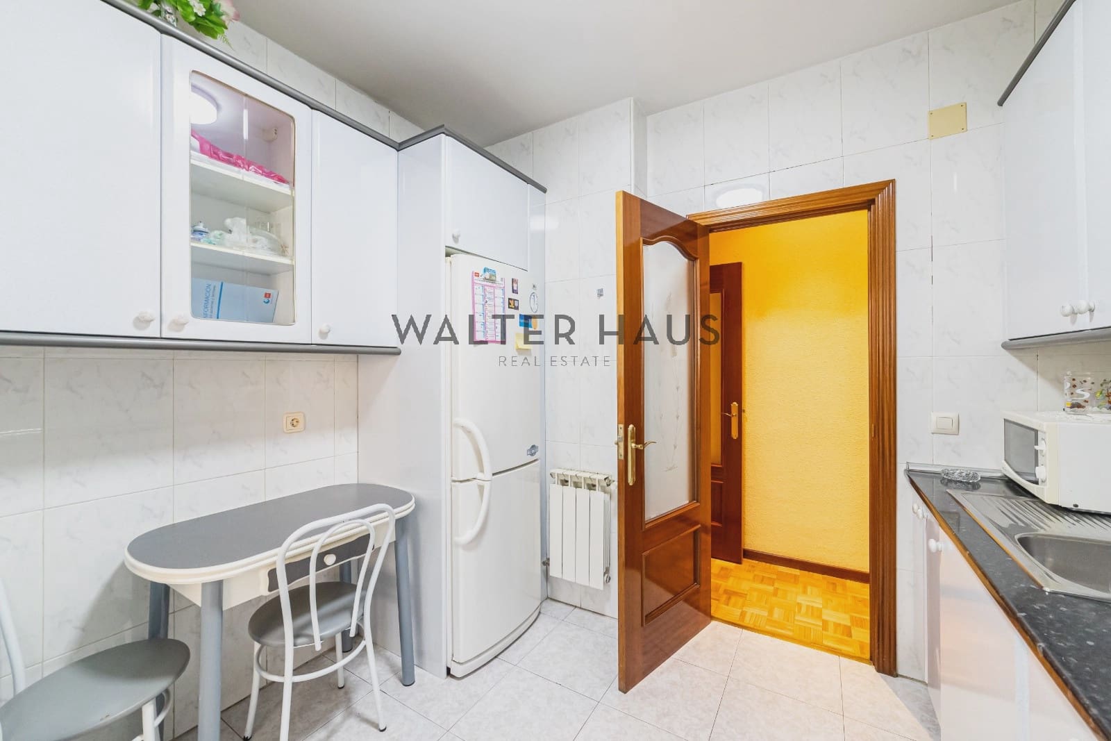 2 bedroom Flat for sale in Madrid city - € 449,000 (Ref: 9918795)