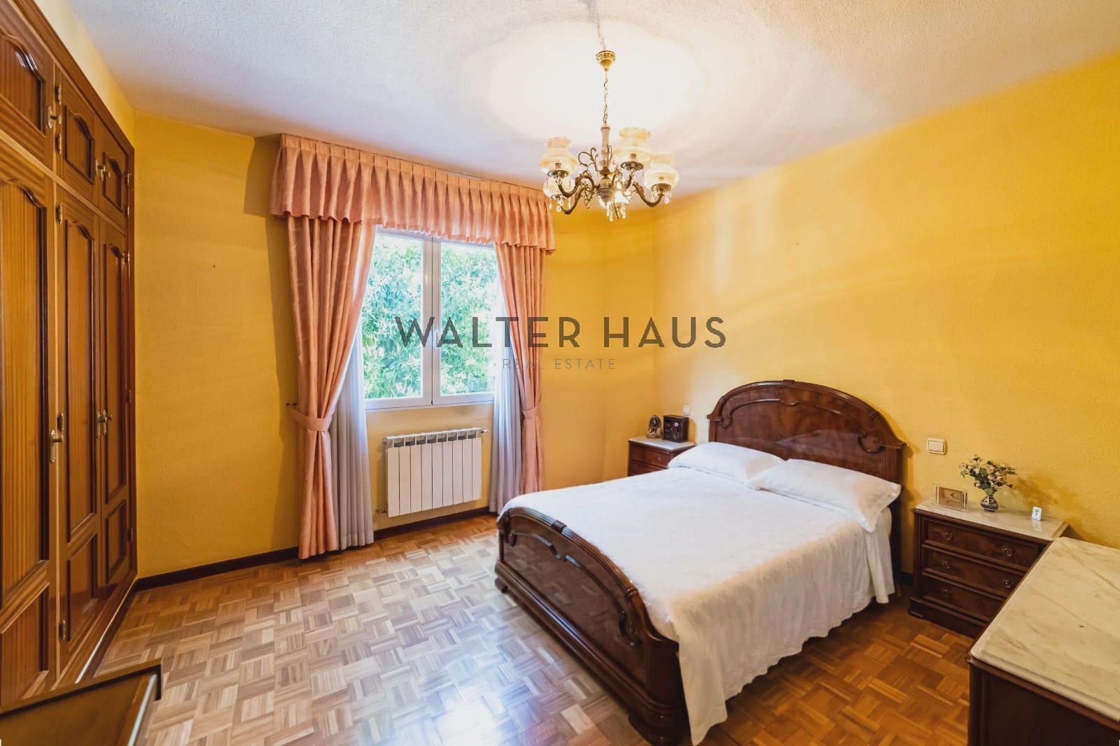 2 bedroom Flat for sale in Madrid city - € 449,000 (Ref: 9918795)