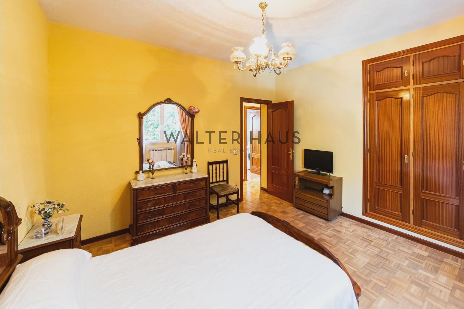 2 bedroom Flat for sale in Madrid city - € 449,000 (Ref: 9918795)