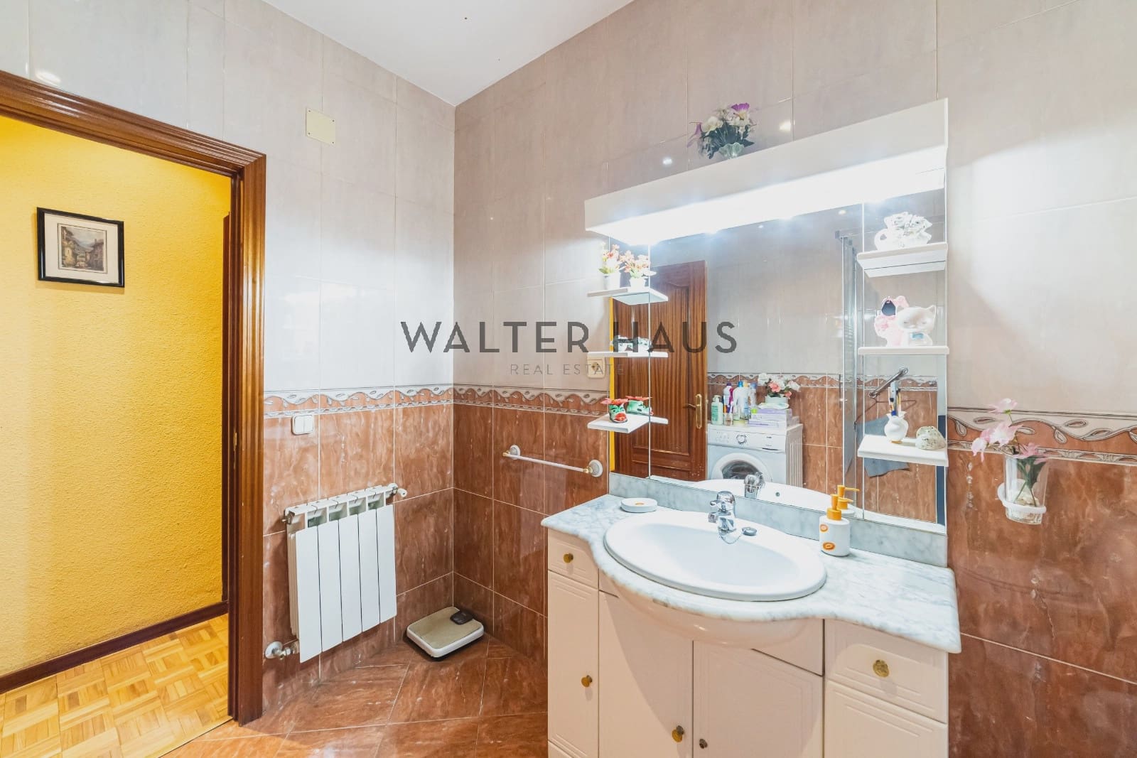 2 bedroom Flat for sale in Madrid city - € 449,000 (Ref: 9918795)