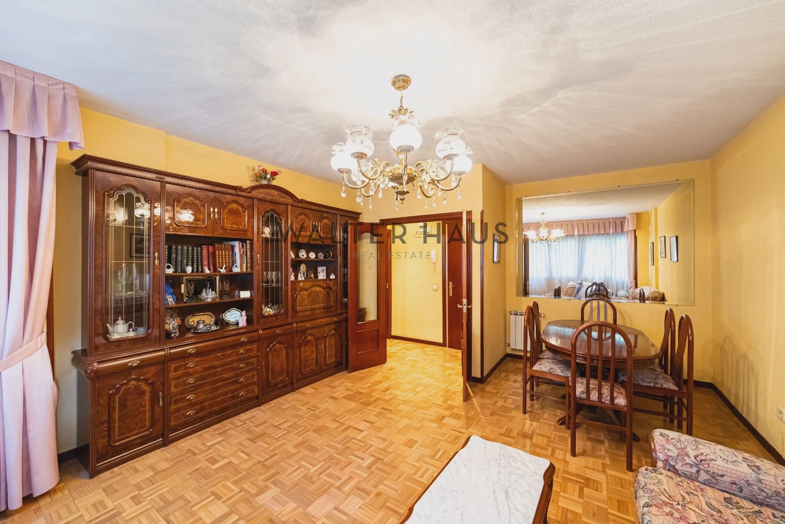 2 bedroom Flat for sale in Madrid city - € 449,000 (Ref: 9918795)