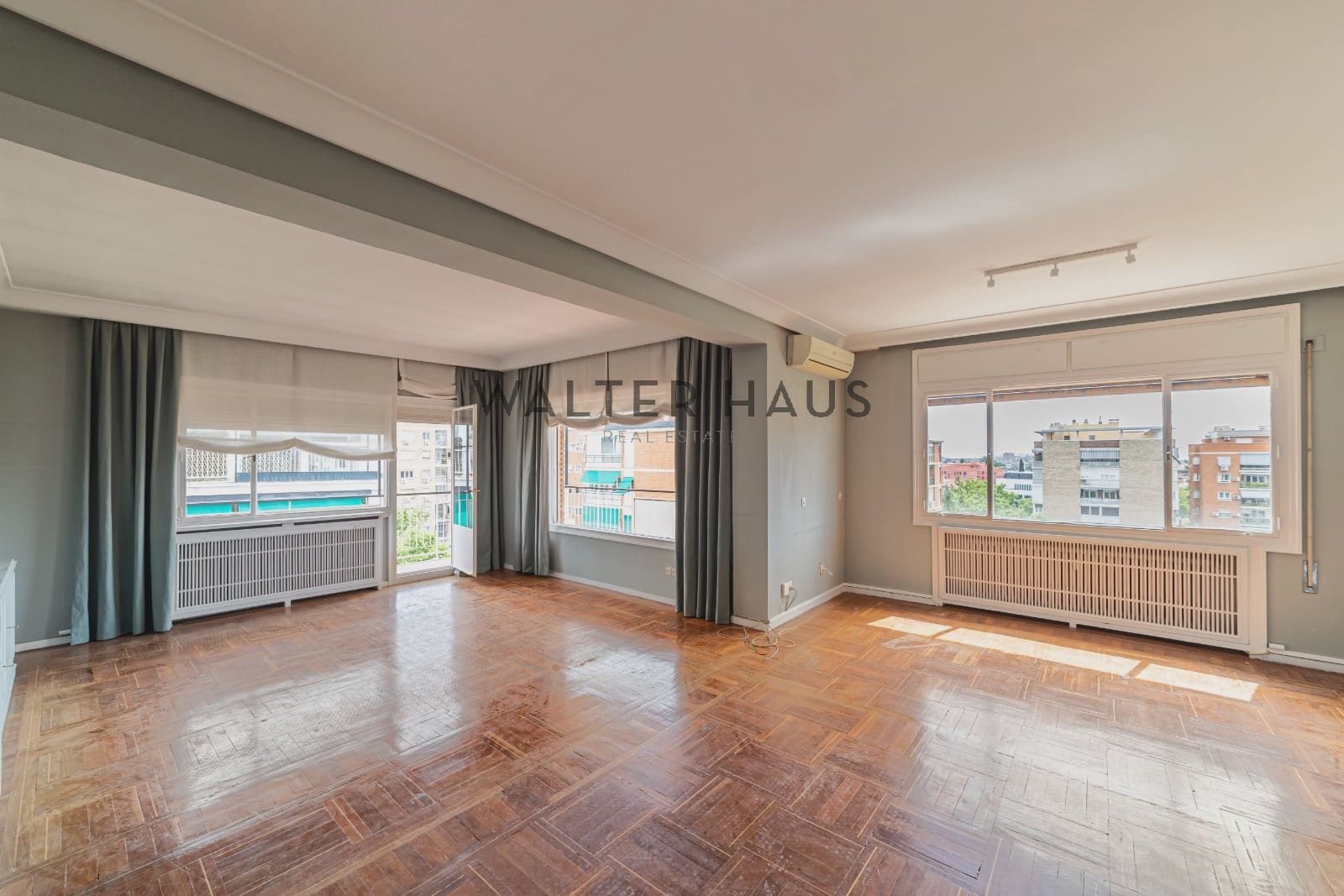 4 sypialnia Mieszkanie na sprzedaż w Miasto Madryt - 1 900 000 € (Ref: 9923013)