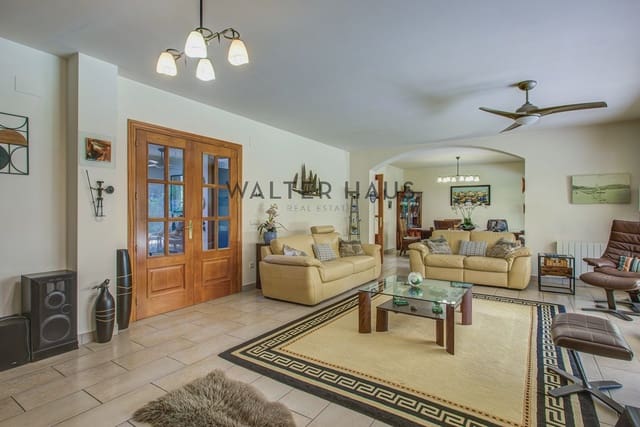 4 soverom Villa til salgs i Santa Cristina d'Aro - € 850 000 (Ref: 9924865)