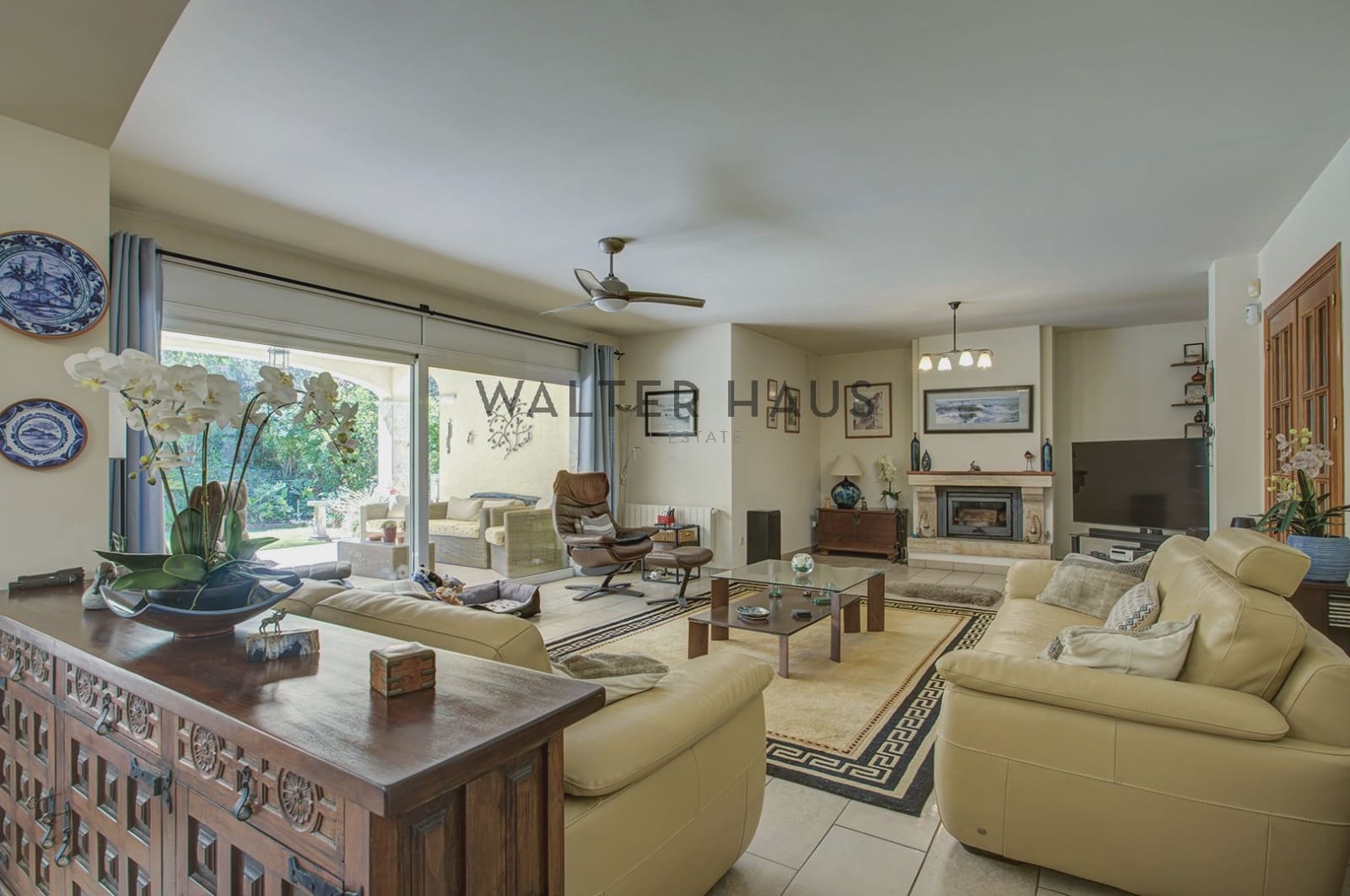 4 bedroom Villa for sale in Santa Cristina d'Aro - € 850,000 (Ref: 9924865)