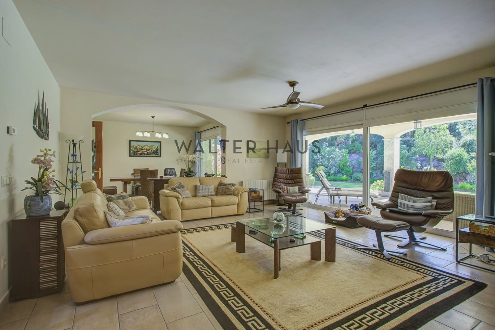 4 bedroom Villa for sale in Santa Cristina d'Aro - € 850,000 (Ref: 9924865)