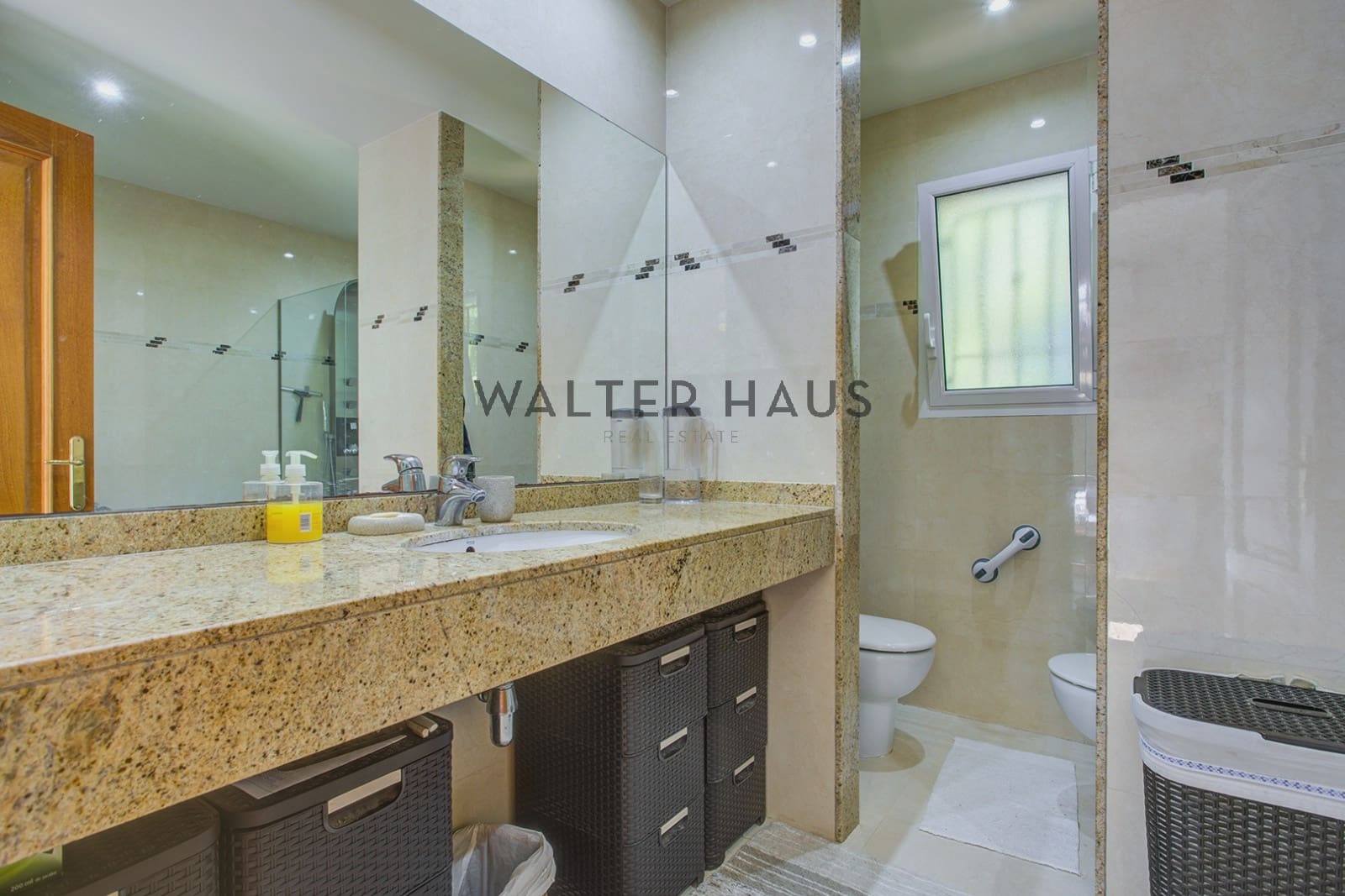 4 bedroom Villa for sale in Santa Cristina d'Aro - € 850,000 (Ref: 9924865)
