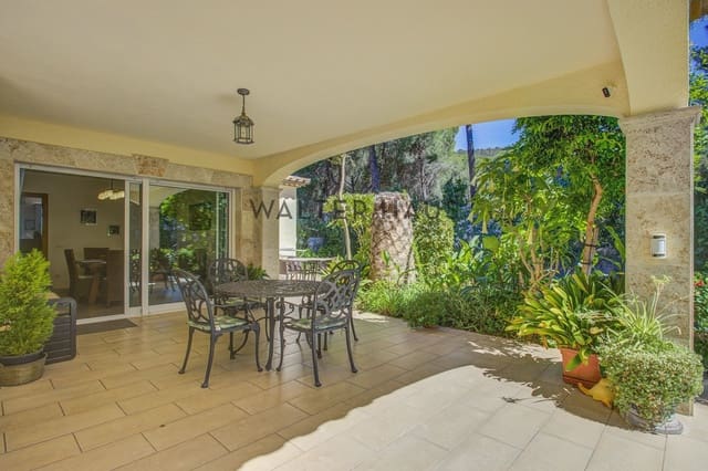4 soverom Villa til salgs i Santa Cristina d'Aro - € 850 000 (Ref: 9924865)