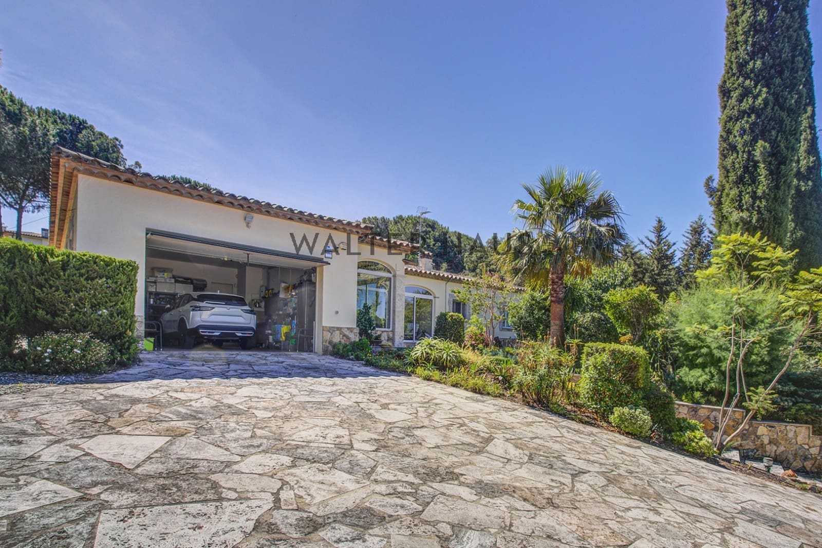 4 bedroom Villa for sale in Santa Cristina d'Aro - € 850,000 (Ref: 9924865)