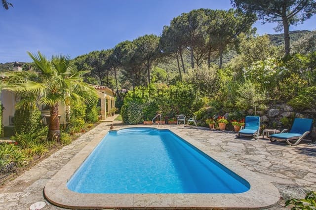 4 soverom Villa til salgs i Santa Cristina d'Aro - € 850 000 (Ref: 9924865)