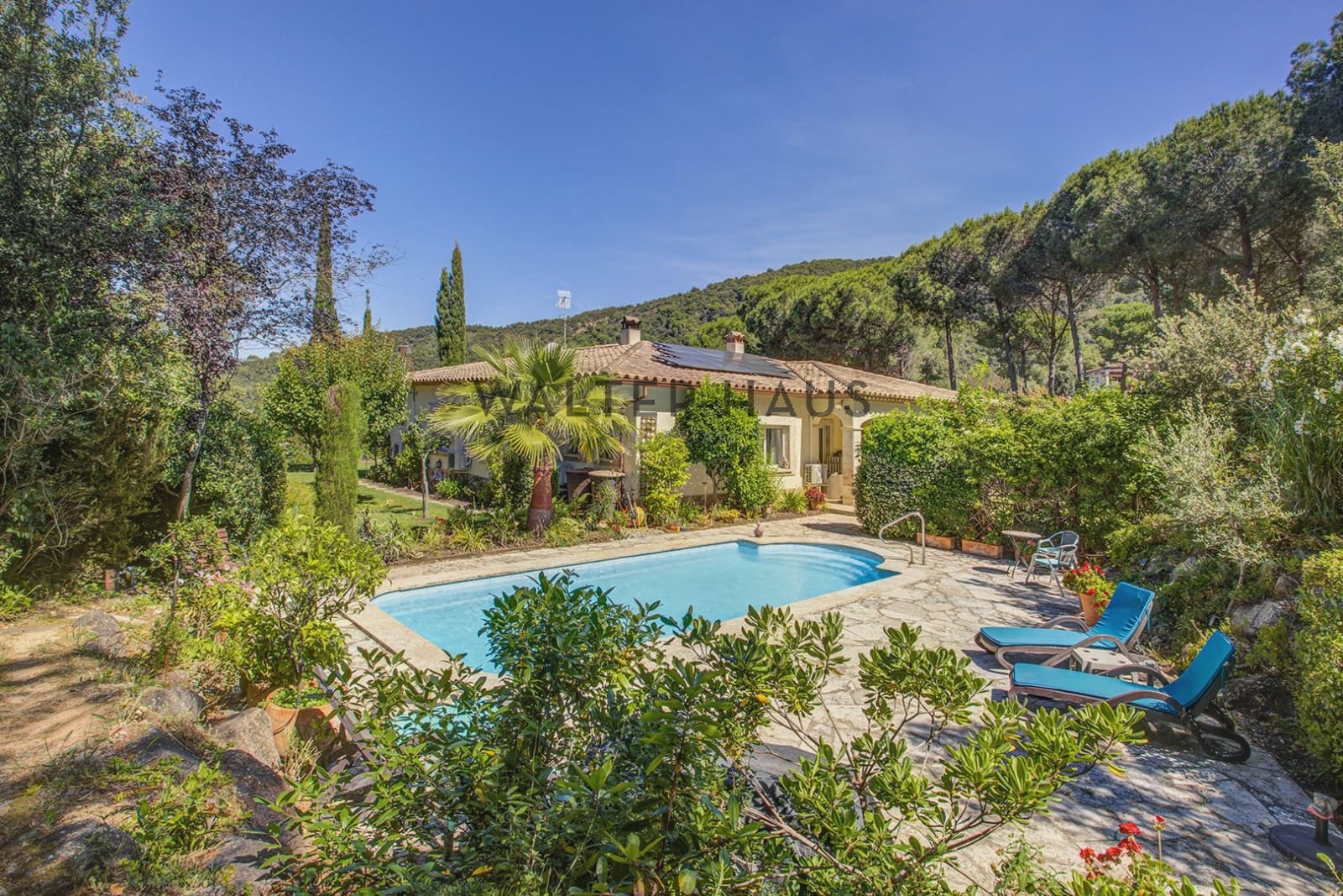 4 bedroom Villa for sale in Santa Cristina d'Aro - € 850,000 (Ref: 9924865)