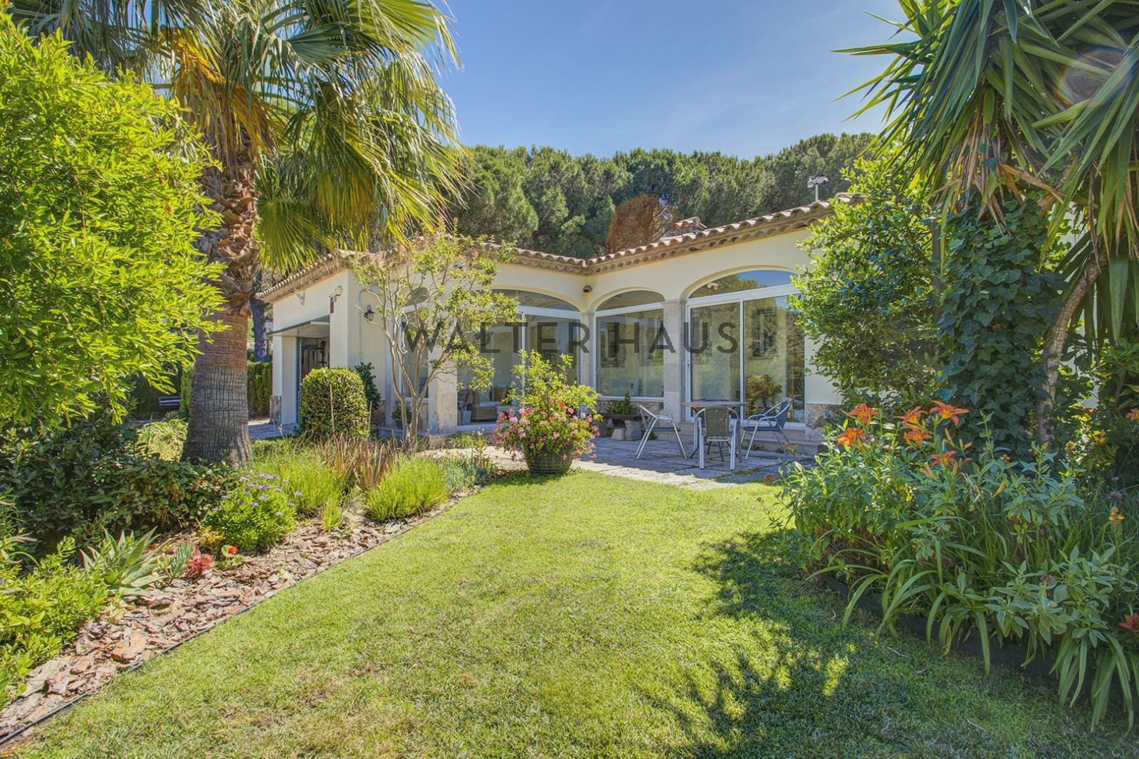 4 bedroom Villa for sale in Santa Cristina d'Aro - € 850,000 (Ref: 9924865)