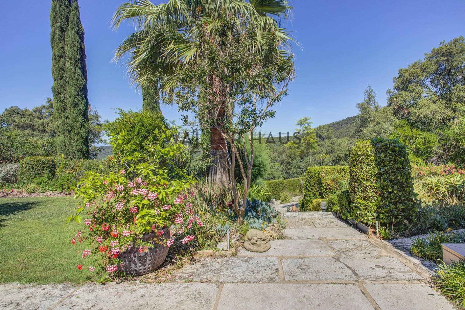 4 bedroom Villa for sale in Santa Cristina d'Aro - € 850,000 (Ref: 9924865)