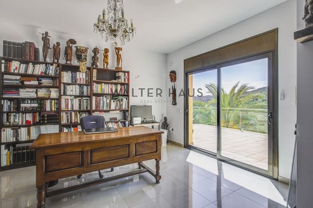 6 soveværelse Villa til salg i Calonge i Sant Antoni - € 700.000 (Ref: 9924950)