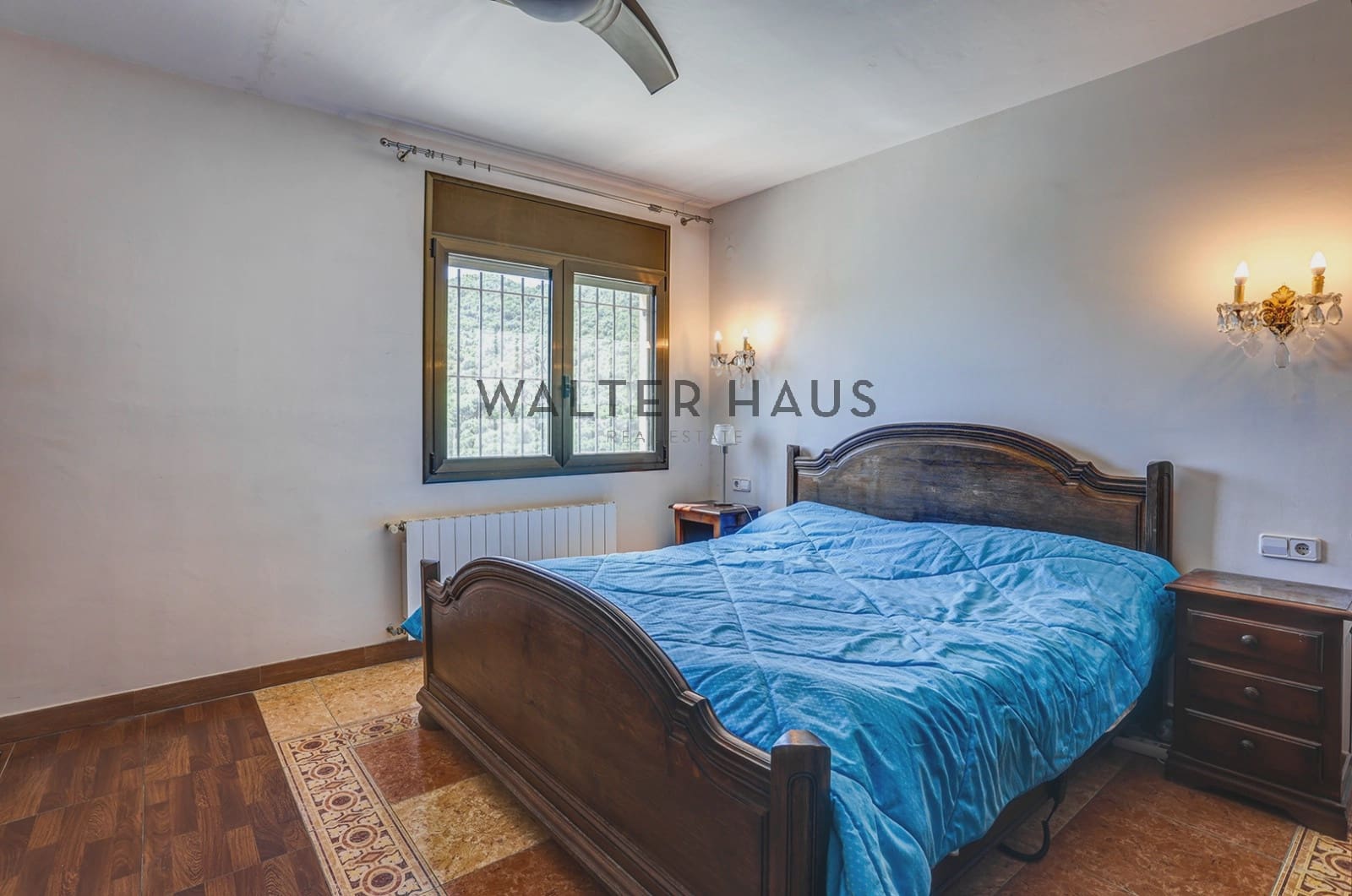 6 bedroom Villa for sale in Calonge i Sant Antoni - € 700,000 (Ref: 9924950)