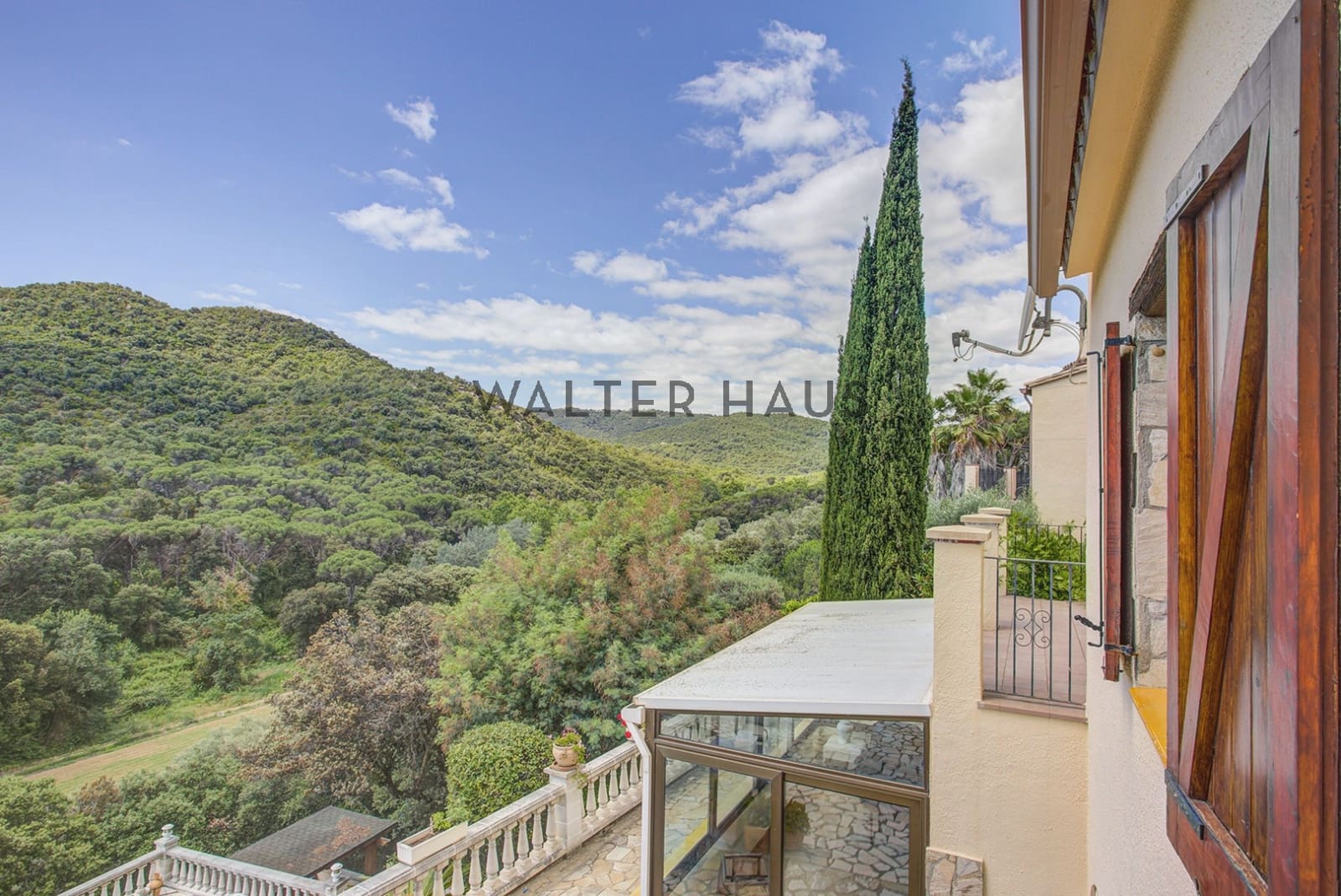 6 bedroom Villa for sale in Calonge i Sant Antoni - € 700,000 (Ref: 9924950)