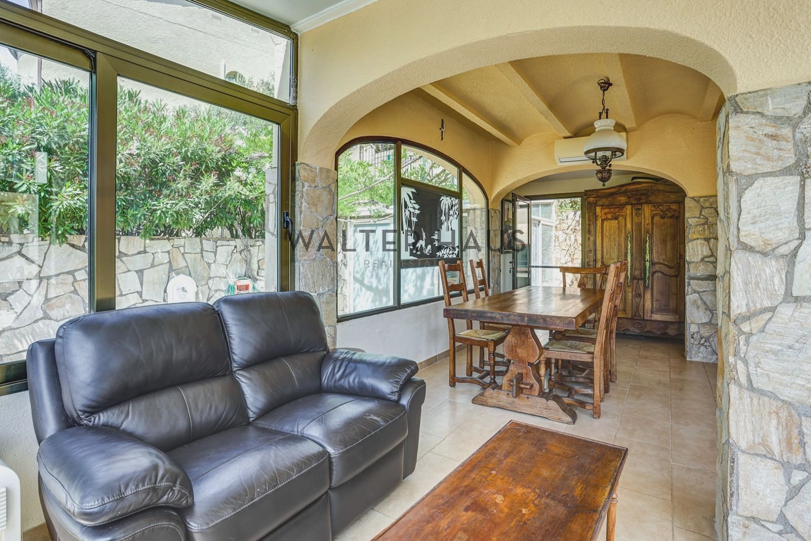 6 bedroom Villa for sale in Calonge i Sant Antoni - € 700,000 (Ref: 9924950)