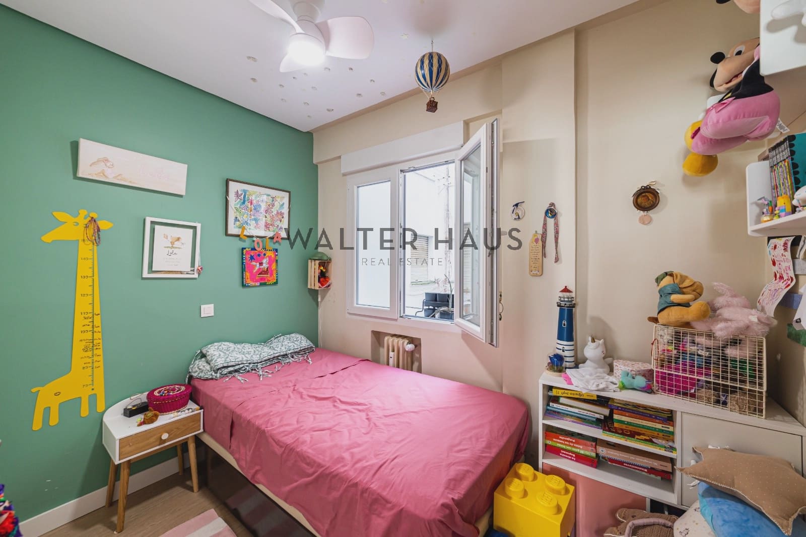 Piso de 3 habitaciones en Madrid ciudad en venta - 970.000 € (Ref: 9928161)