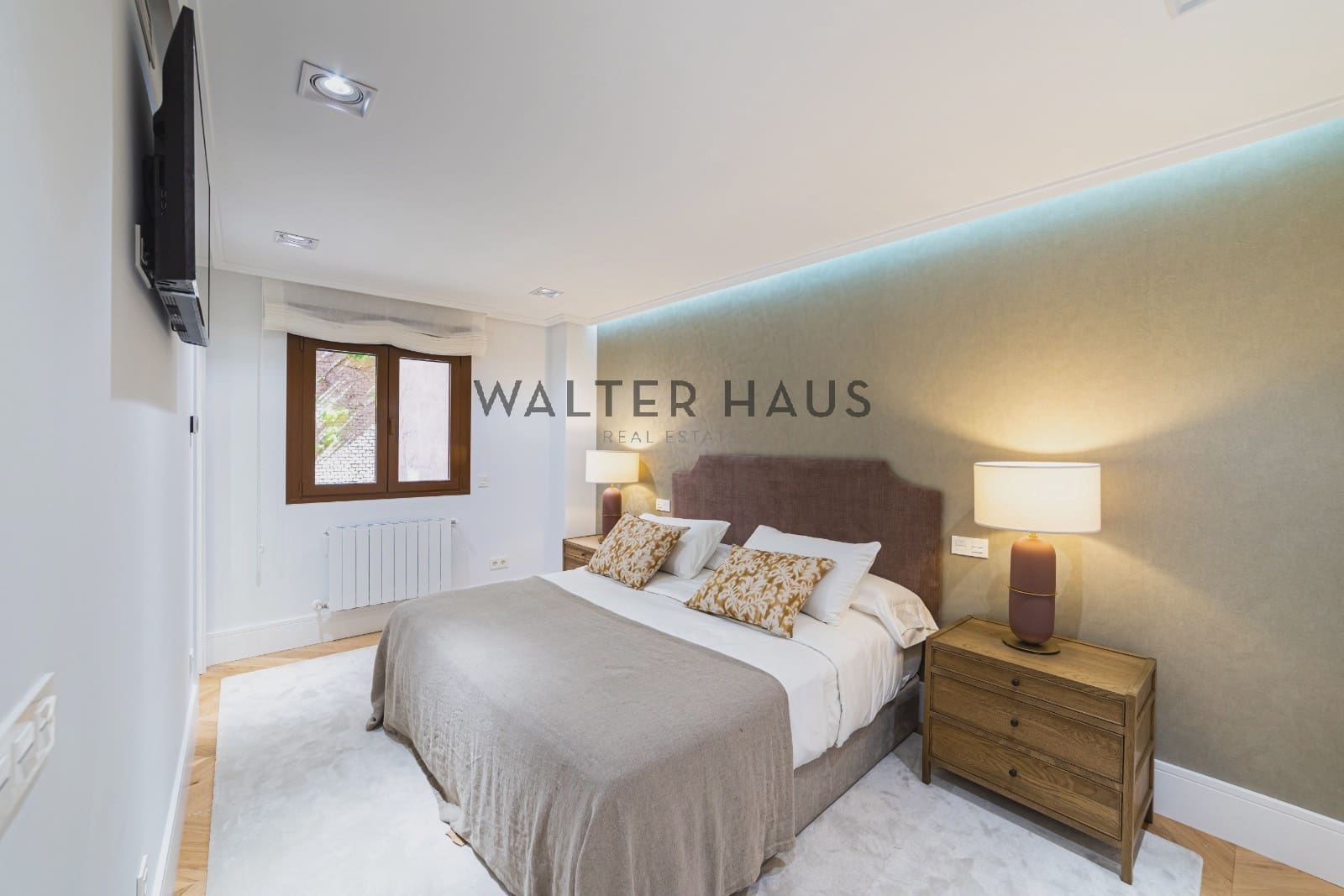 3 bedroom Flat for sale in Madrid city - € 3,200,000 (Ref: 9932365)