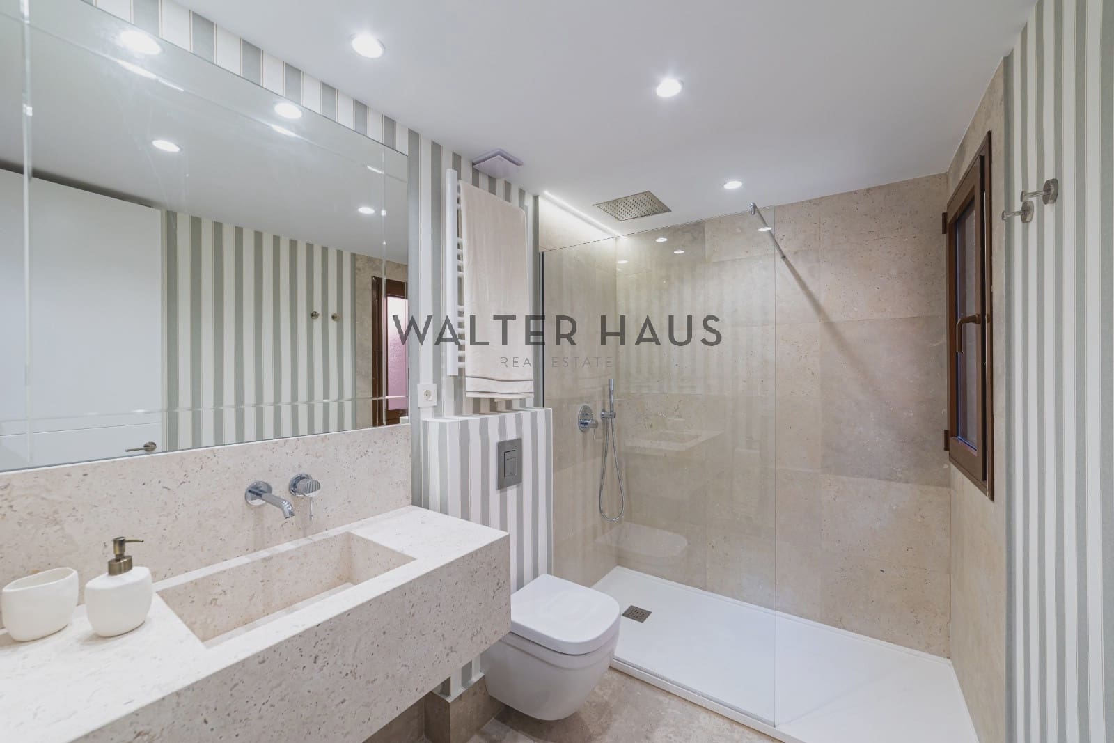 3 bedroom Flat for sale in Madrid city - € 3,200,000 (Ref: 9932365)