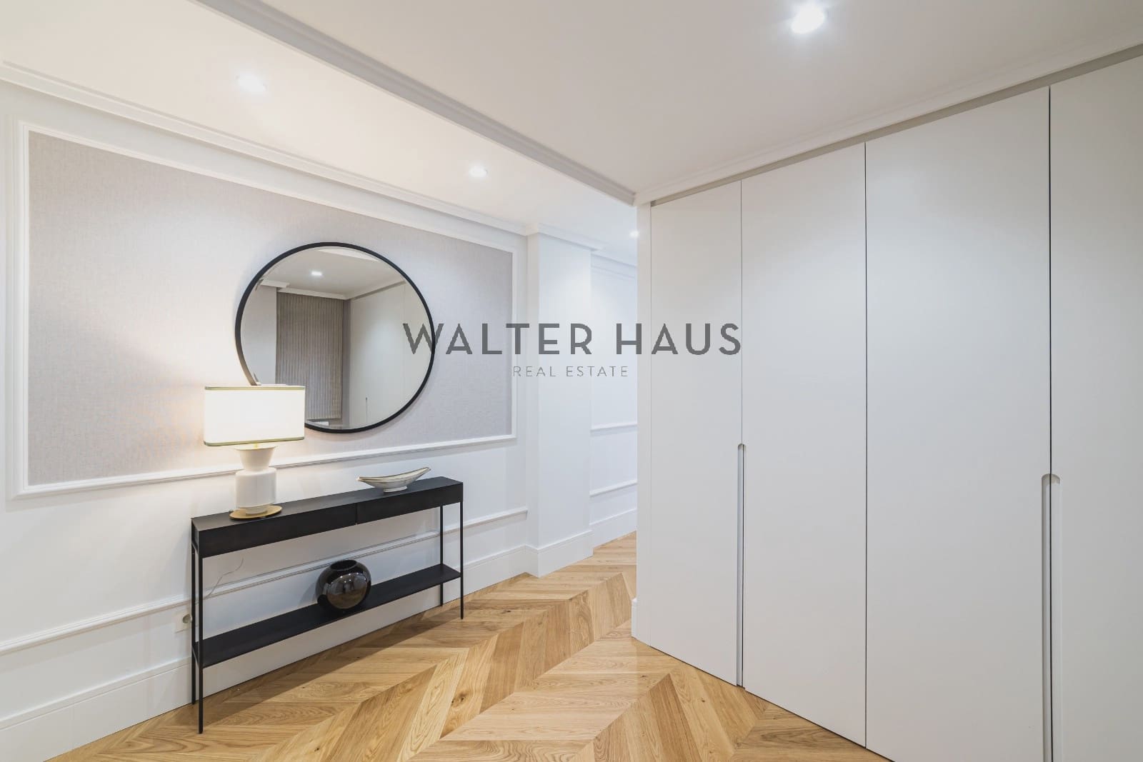 3 bedroom Flat for sale in Madrid city - € 3,200,000 (Ref: 9932365)