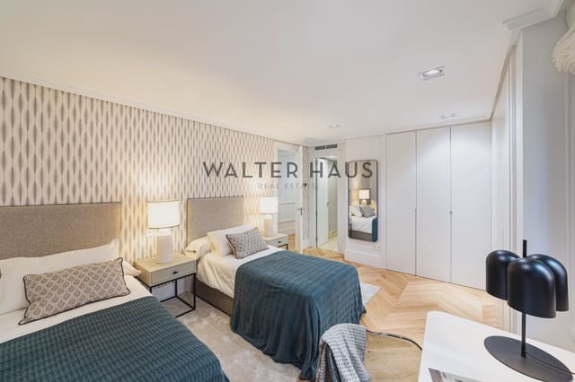 3 slaapkamer Flat te koop in Castellana, Madrid stad - € 3.200.000 (Ref: 9932365)