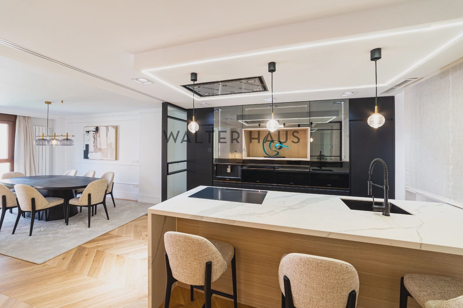3 bedroom Flat for sale in Madrid city - € 3,200,000 (Ref: 9932365)