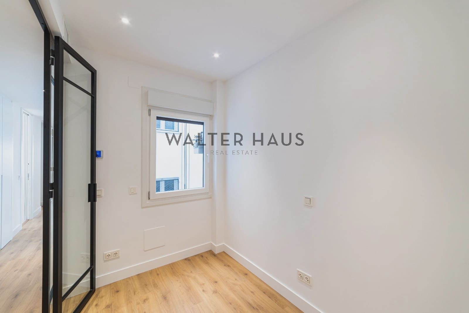 Piso de 3 habitaciones en Madrid ciudad en venta - 1.390.000 € (Ref: 9934824)