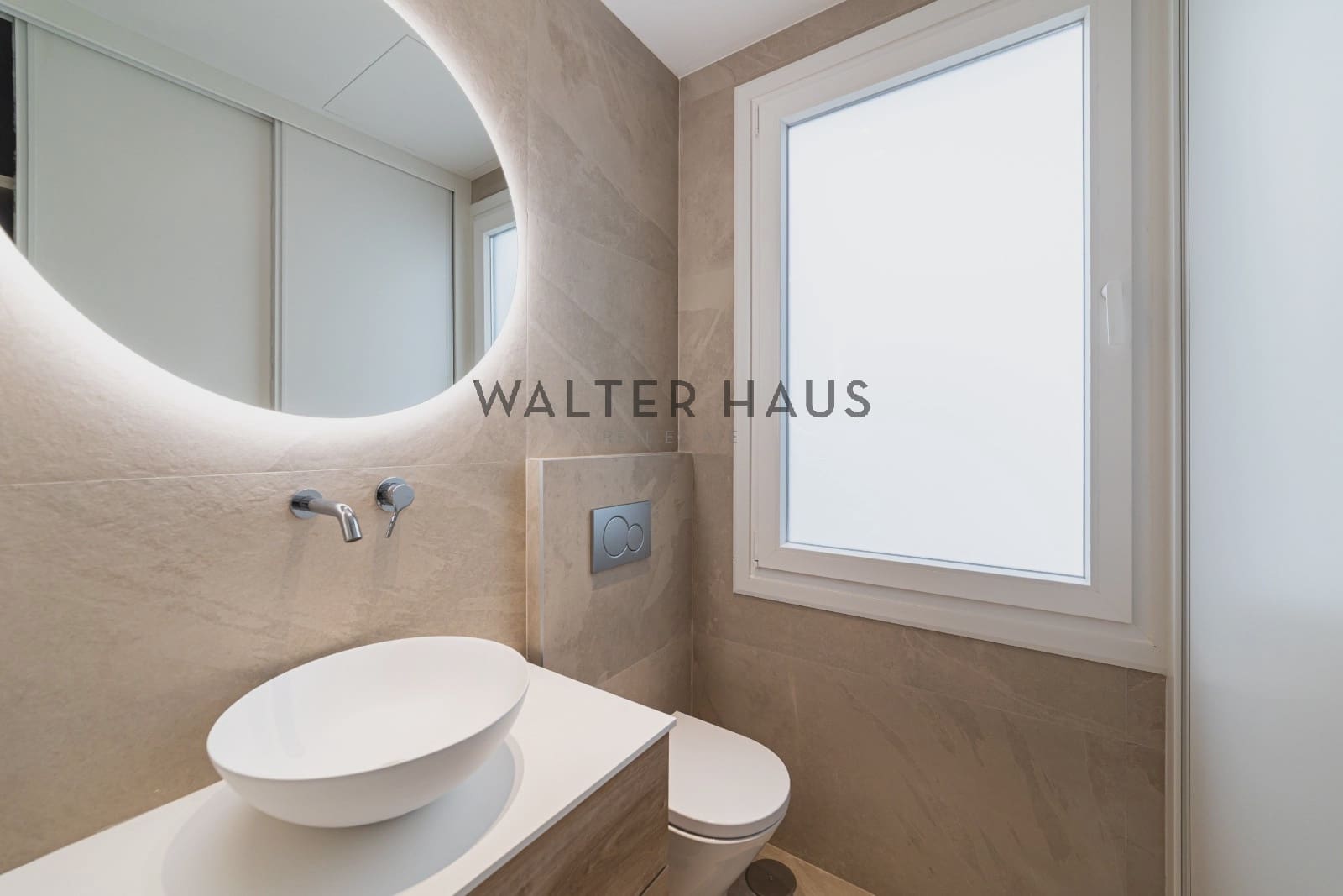 Piso de 3 habitaciones en Madrid ciudad en venta - 1.390.000 € (Ref: 9934824)