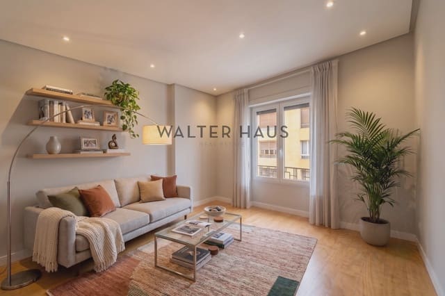 3 slaapkamer Penthouse te koop in Almagro, Madrid stad - € 1.875.000 (Ref: 9934825)