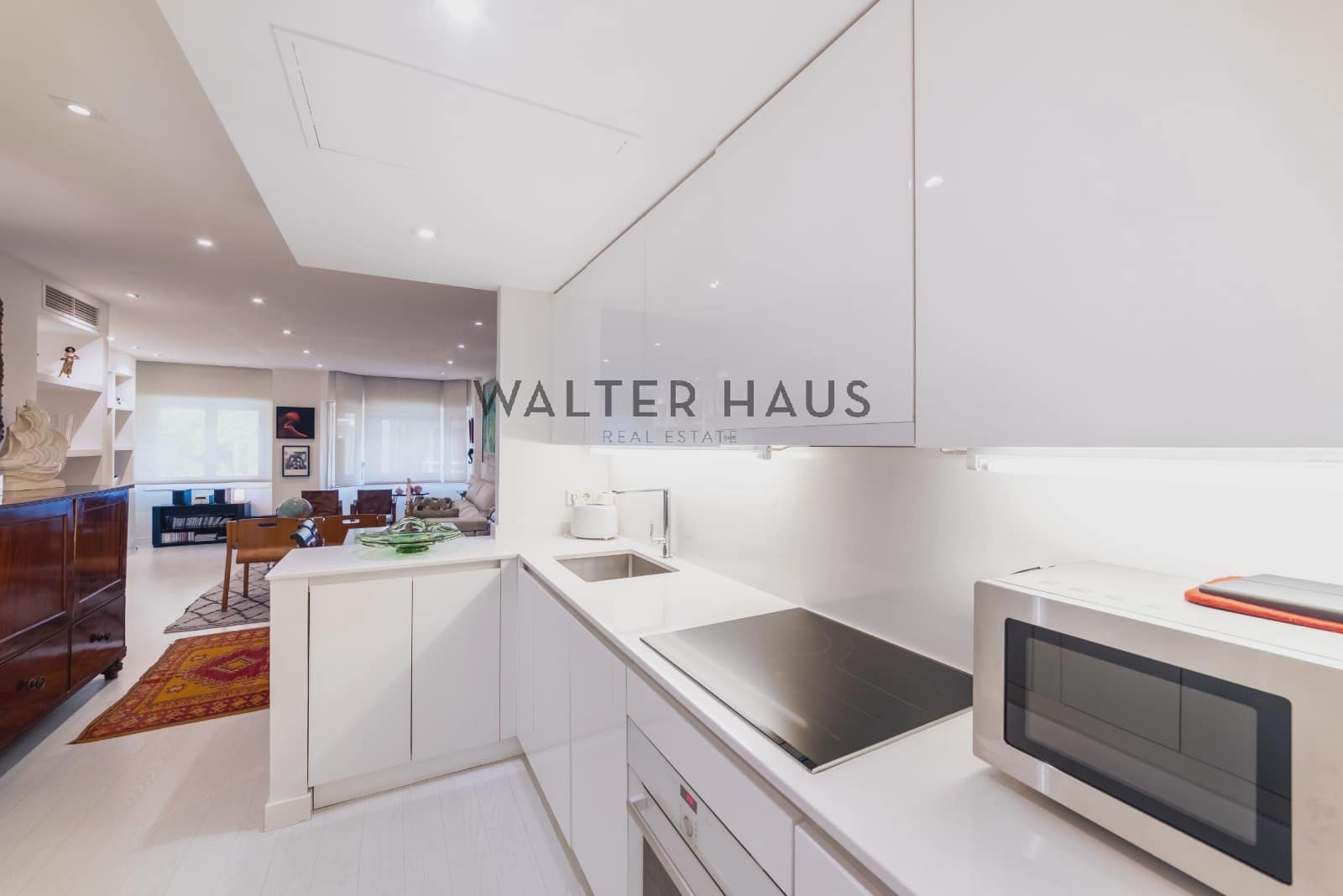 1 bedroom Flat for sale in Madrid city - € 1,300,000 (Ref: 9935212)