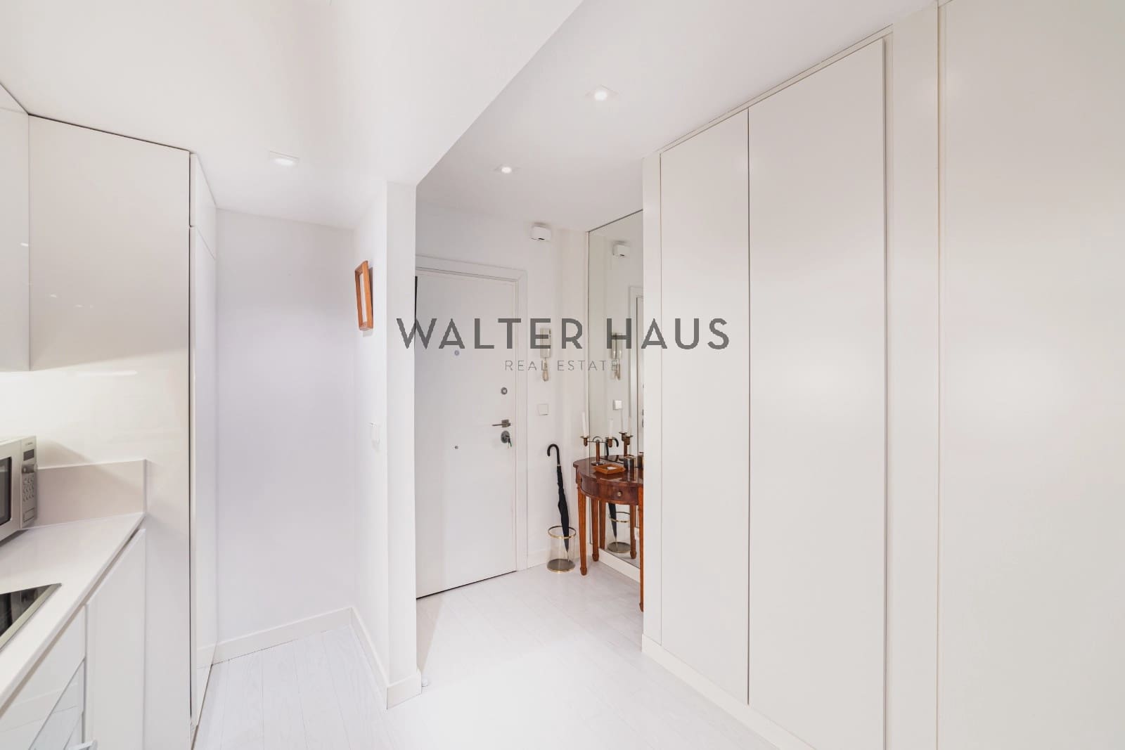 1 bedroom Flat for sale in Madrid city - € 1,300,000 (Ref: 9935212)