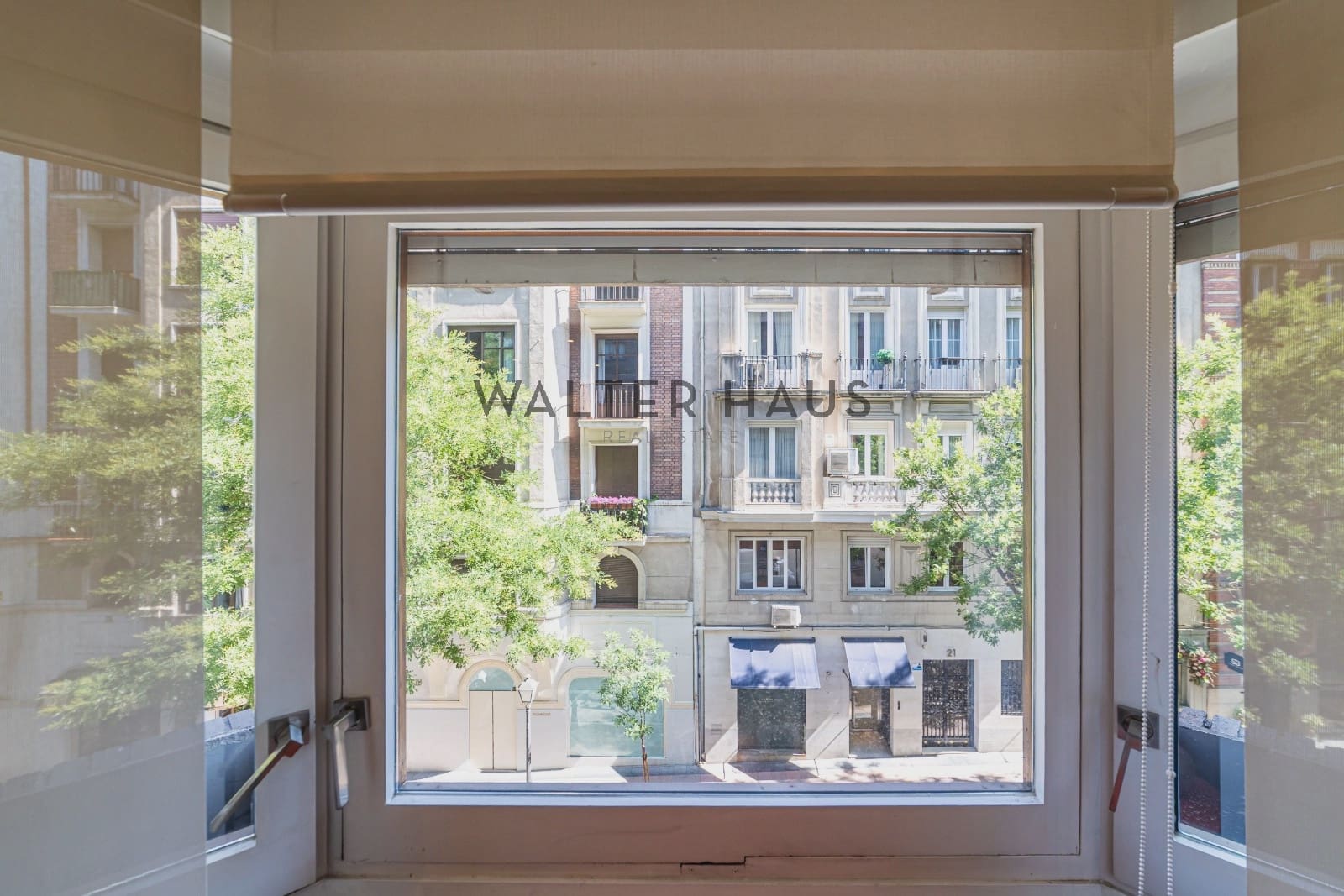1 bedroom Flat for sale in Madrid city - € 1,300,000 (Ref: 9935212)