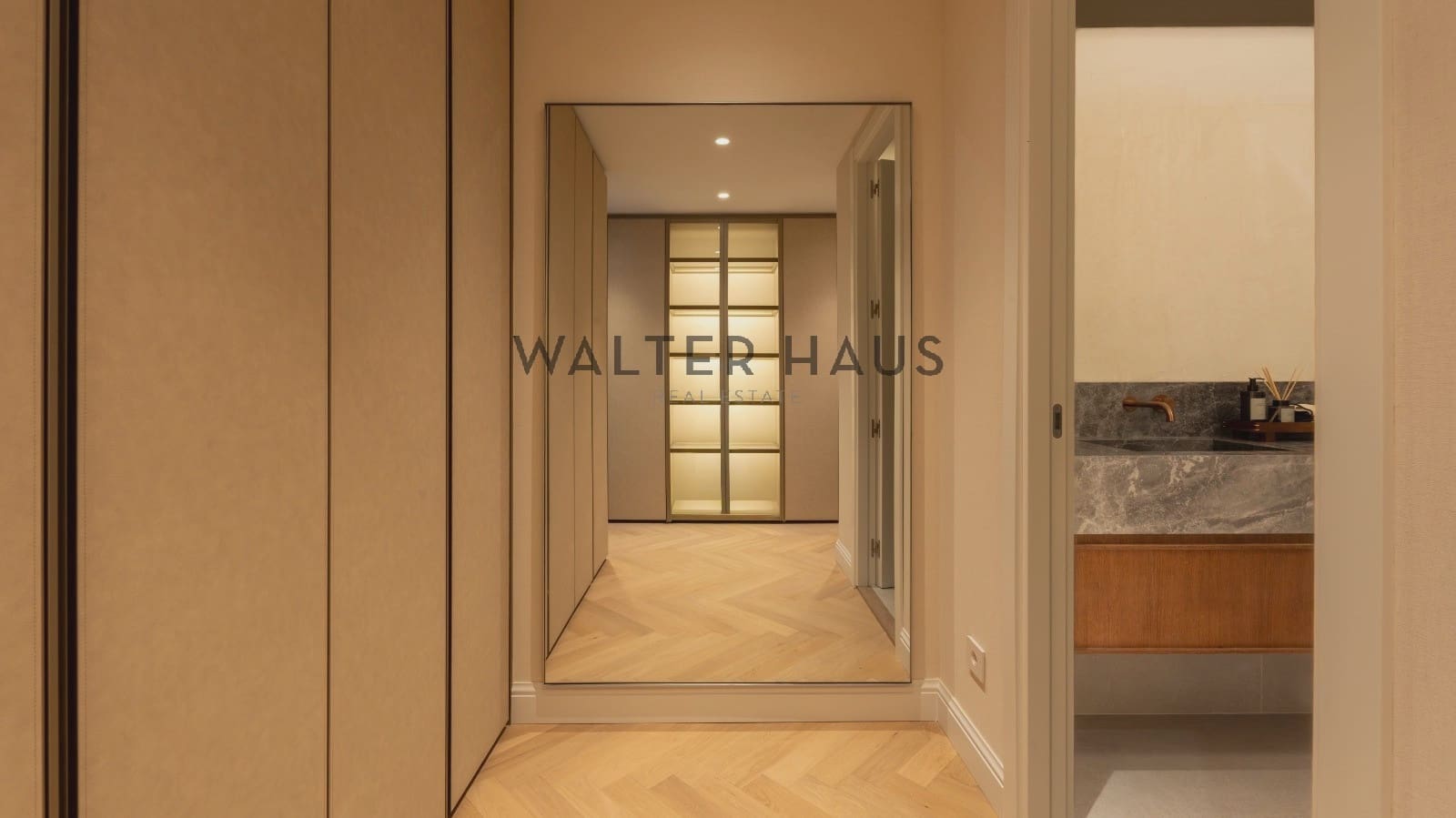 3 bedroom Flat for sale in Madrid city - € 3,200,000 (Ref: 9937316)